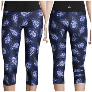 PRISMSPORT Capri Leggings Blue Paisley